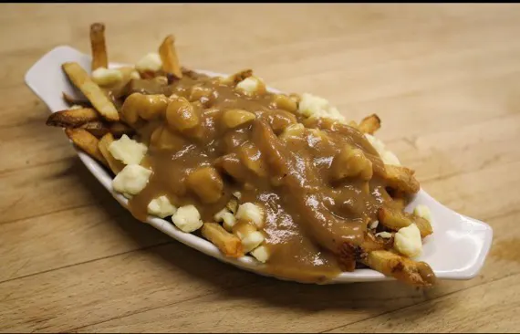 Motorburger poutine with cheese curds and gravy